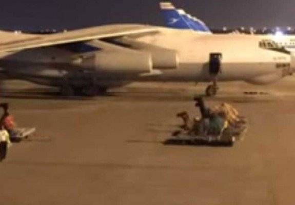 بالفيديو.. خليجي ثري ينقل “الجمال” بطائرة خاصة!