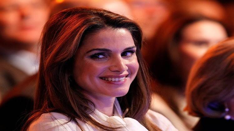 الملكة رانيا تعترف بعشقها لشاب عشريني وسيم (صورة)