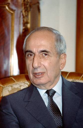 ماذا في ذكرى رينيه معوض؟
