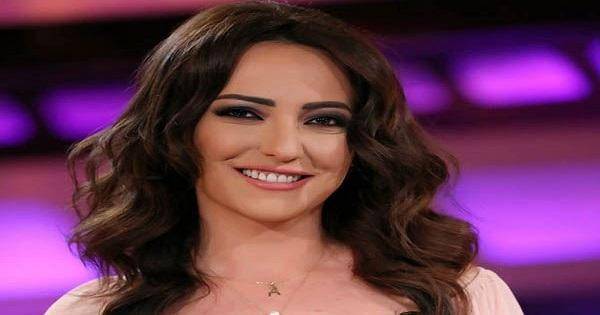 أمل عرفة: رفضت المشاركة في 