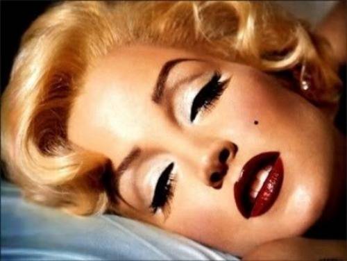 صور فاضحة لمارلين مونرو تنشر للمرة الاولى