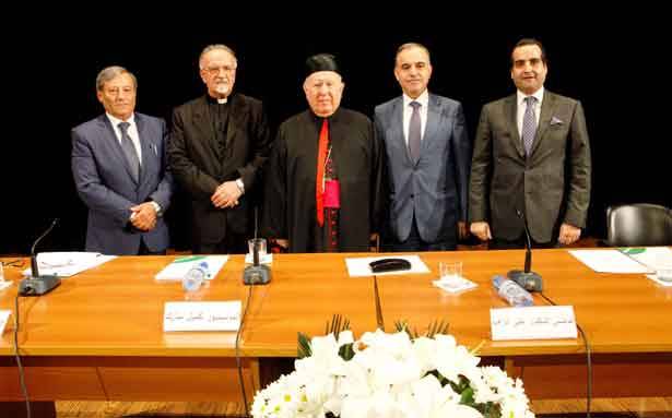 ندوة في جامعة «الحكمة» حول كتاب «مُكافحة الفساد في لبنان» لمهنا وبولس