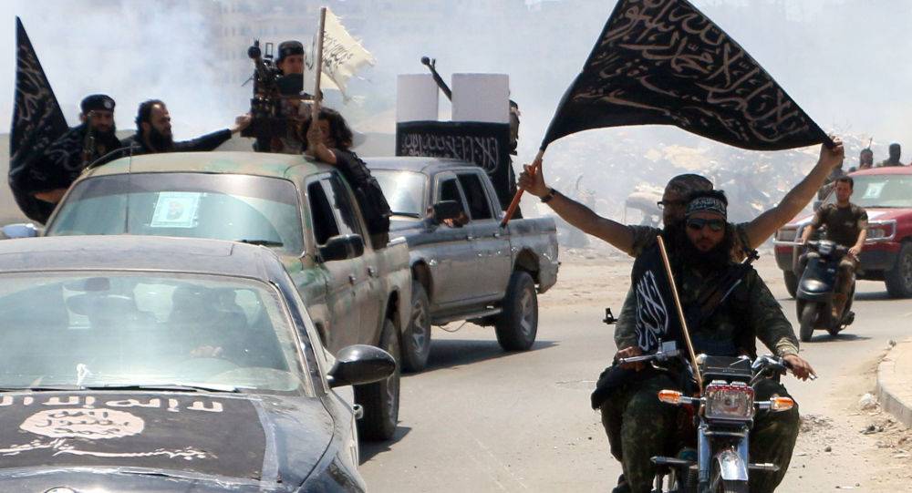 مسلحو القاعدة يفجرون قبة أثرية في تعز وسط اليمن