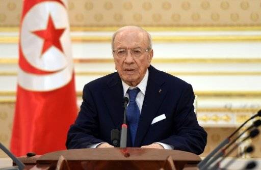 الرئيس التونسي يدعو الى "السلم الاجتماعي" لمكافحة الارهاب