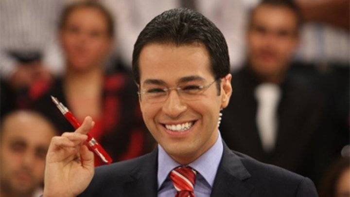 بالفيديو: انفجر  استوديو "أحمر بالخط العريض" ضحكاً...لن تضبطوا أنفسكم!