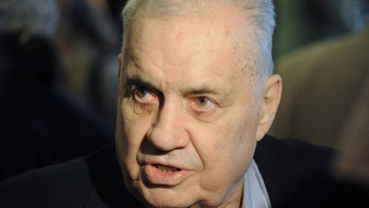 وفاة أحد أبرز المخرجين الروس