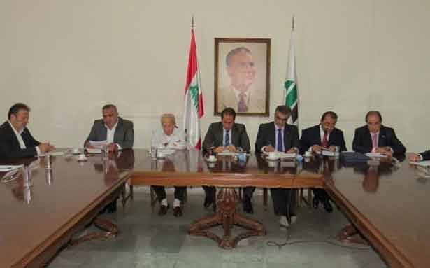 «الكتائب»: لحرص الرئيس على تحييد لبنان
نرفض قانون الستين مع تعديلاته