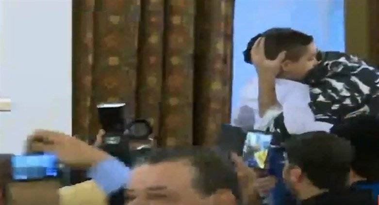 أحد العسكريين المخطوفين يكشف.. هذا ما حصل معنا!