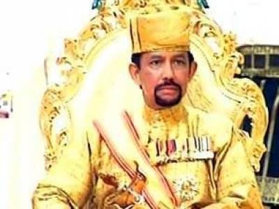 بالفيديو: غني يتودده الأقوياء ويقاطعه المشاهير...سلطان بروناي