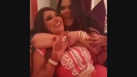 فضيحة أحلام و شذى حسون...قبلات و...شاهد