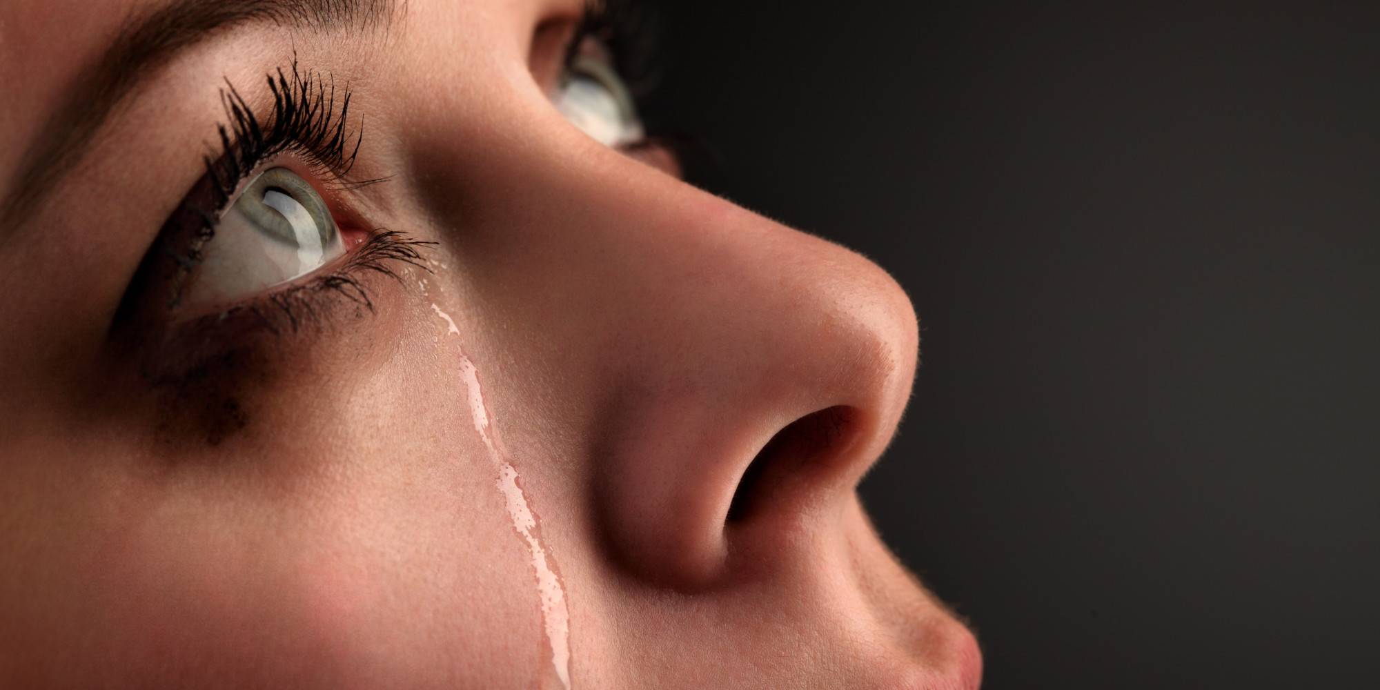 لهذه الأسباب المرأة تبكي أكثر من الرجل‎