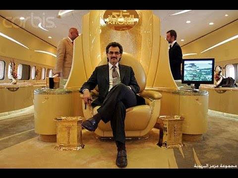 الوليد بن طلال..قصر طائر بالسماء وقصر ويخت وسيارة ألماس بالارض(بالفيديو)