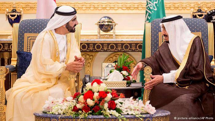 هل خرجت الإمارات من العباءة السعودية في سوريا؟