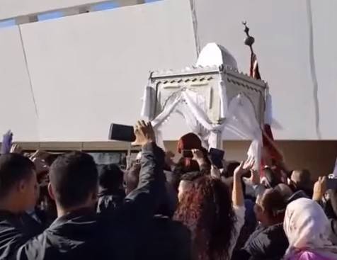 بالفيديو.. بكاء و"إغماءات"... والسبب هيفاء وهبي !