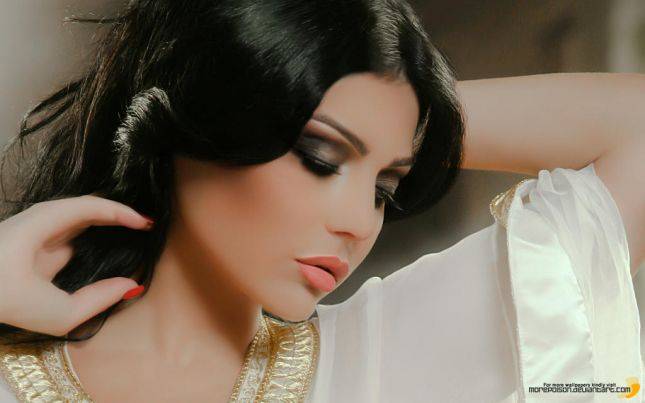 هيفاء وهبي تصل إلى الدار البيضاء فيديو
