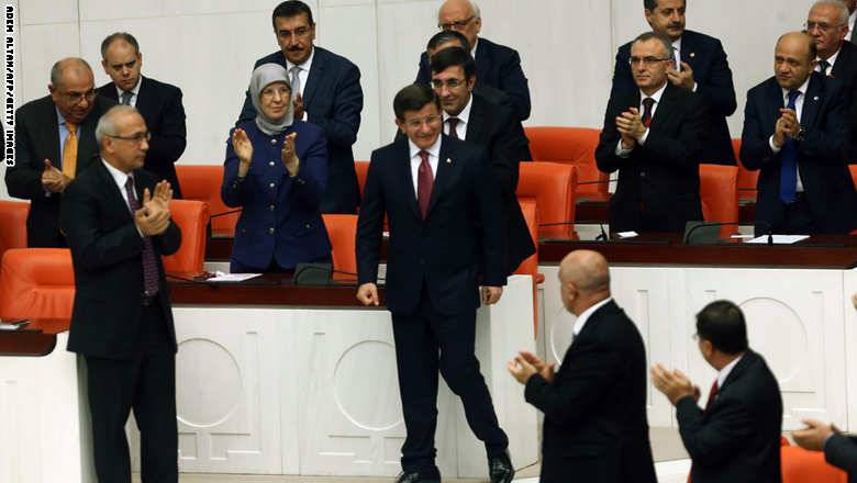رئيس الوزراء التركي: روسيا تعيد استخدام ماكينة الدعاية السوفيتية.. والعالم لن يصدق أكاذيبهم