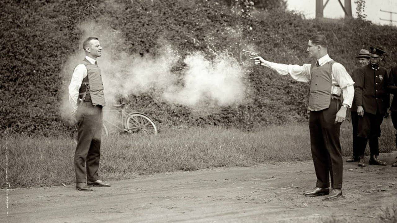 10 صور تاريخية غريبة جدا