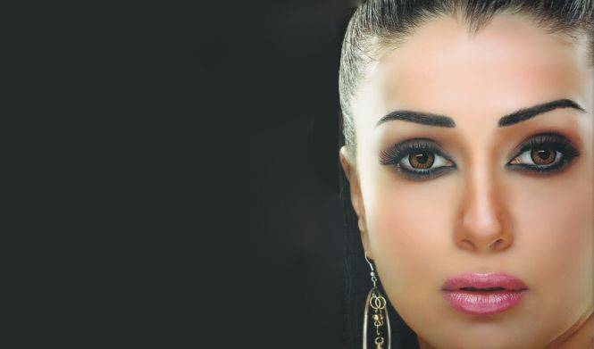 بالصور-القبلات تنهال على غادة عبد الرازق والسببب..؟
