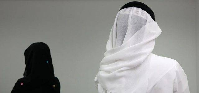 خليجي يطلق زوجته لسبب لن تصدقه!!