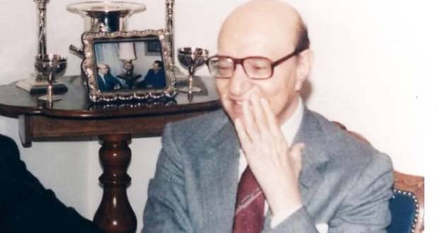 حينما كاد الموسيقار محمد عبد الوهاب أن يصبح رئيساً للبرلمان
