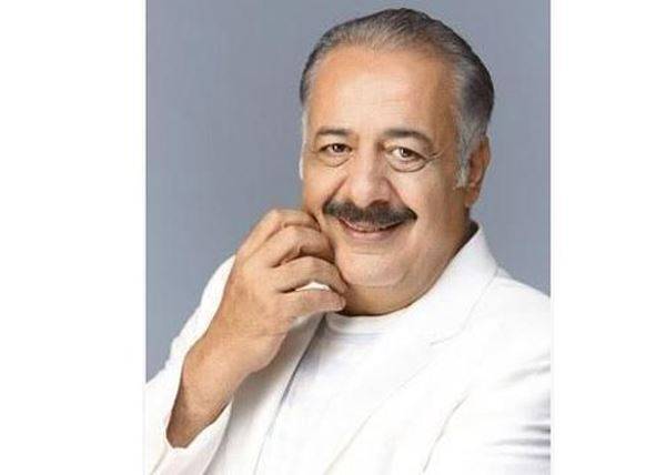 أيمن زيدان يريد إنقاذ أولاده من 