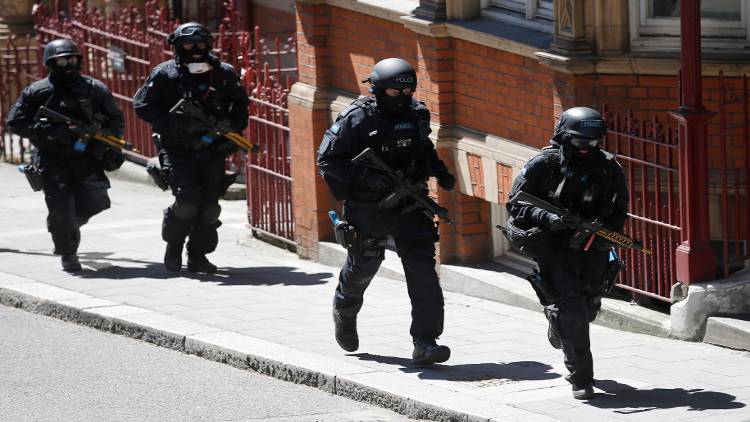 ممول كبير لـ"داعش" يفر من بريطانيا الى داعش في سوريا رغم المراقبة الأمنية الشديدة