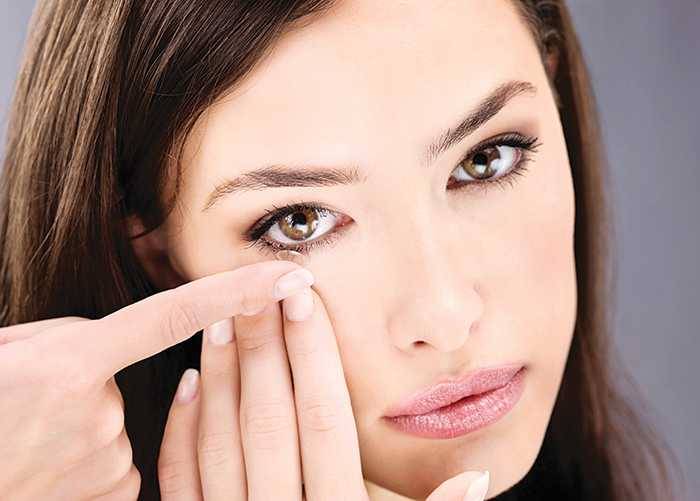 عدسات لتصحيح قصر النظر