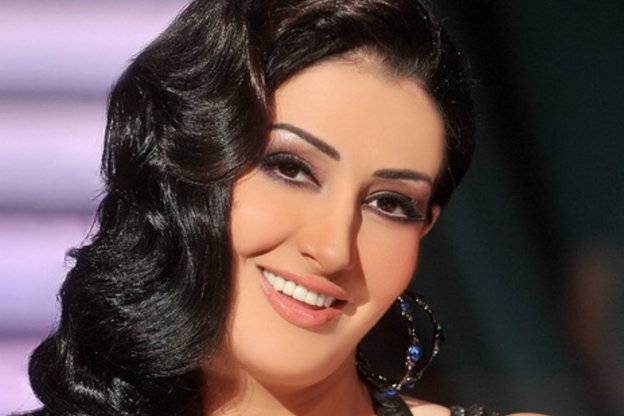بالفيديو- غادة عبد الرازق تحرج أسيل عمران