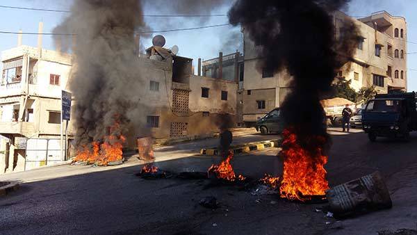 قطع طريق عام جرد القيطع احتجاجاً على انقطاع التيار الكهربائي