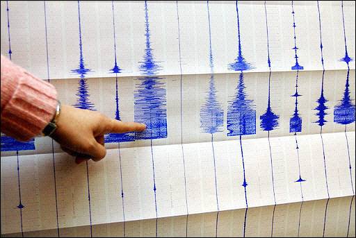 زلزال بقوة 6.9 درجات قبالة سواحل اندونيسيا