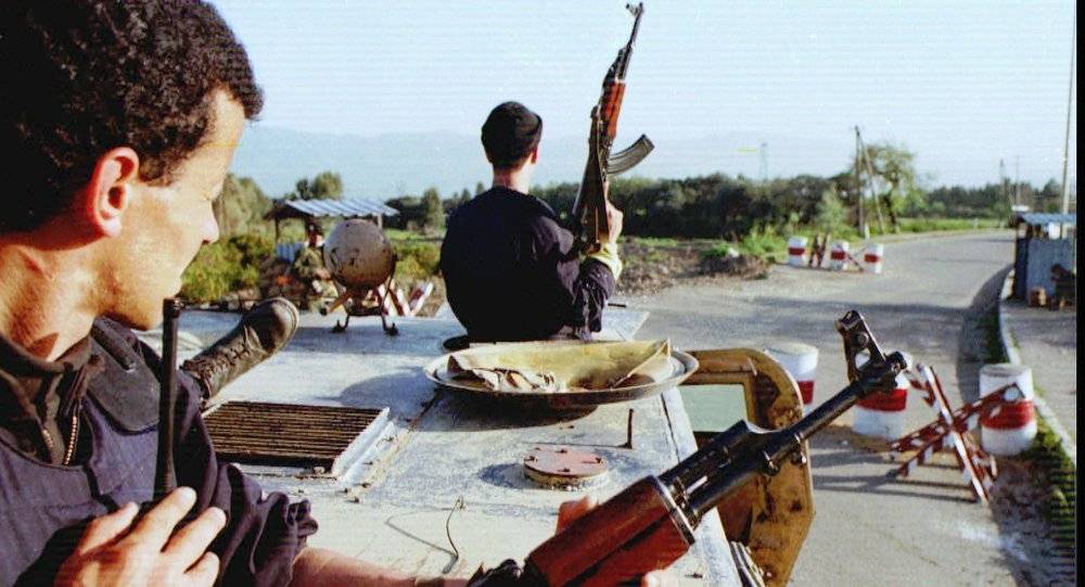 الجزائر تحبط عملية تهريب أسلحة من ليبيا