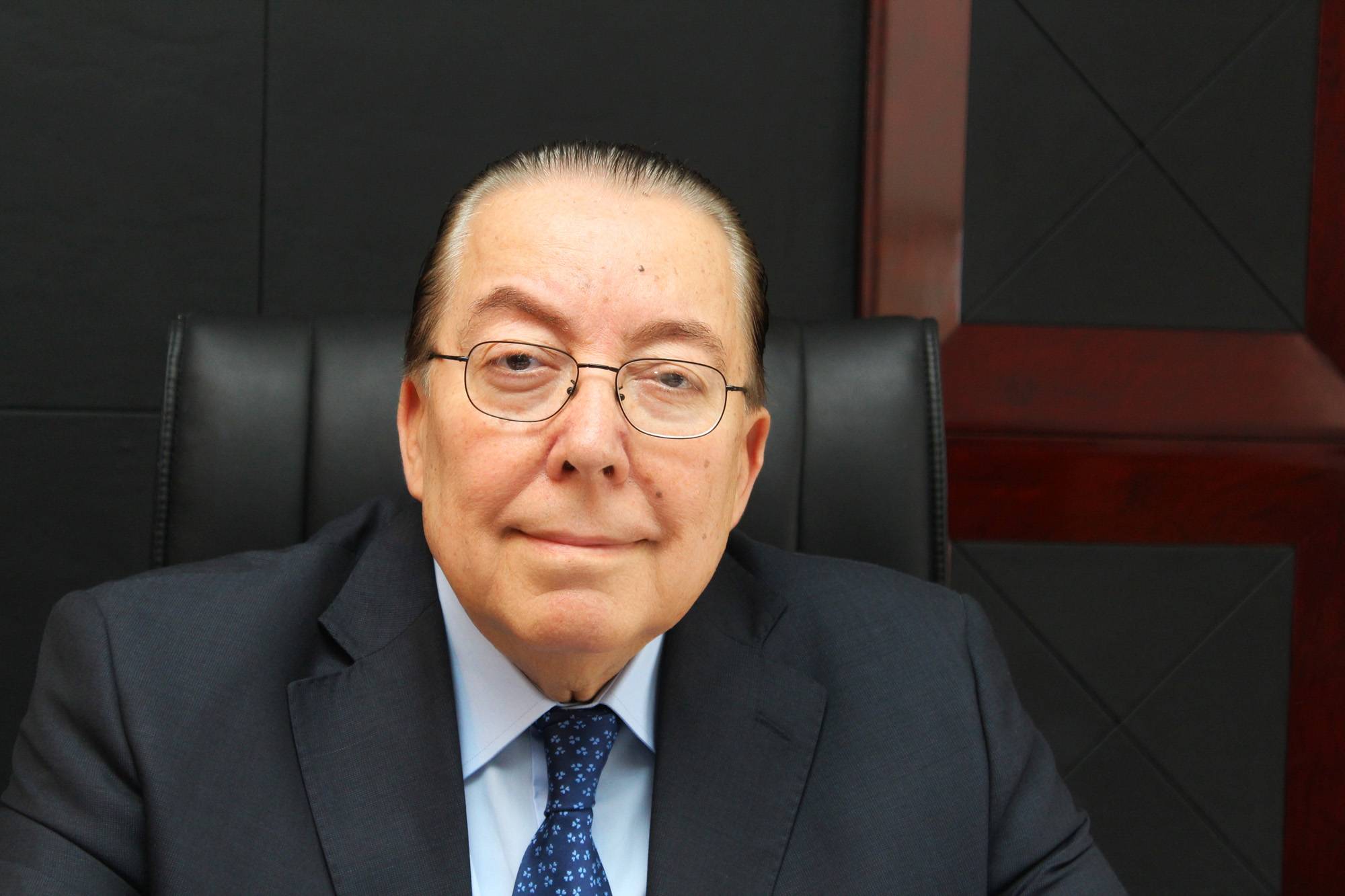 المشنوق: المجال مفتوح امام مباحثات سياسية مباشرة حول الرئاسة