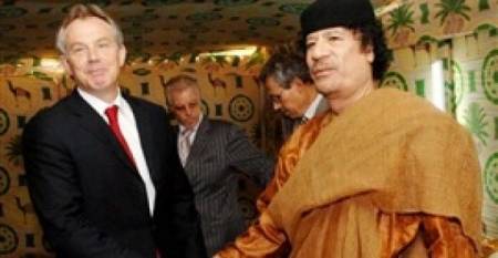 تفاصيل مكالمة الموت بين بلير ومعمر القذافي