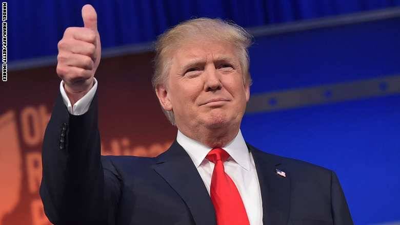 بعد ضجة دعوته لمنع دخول المسلمين لأمريكا... ترامب في الصدارة