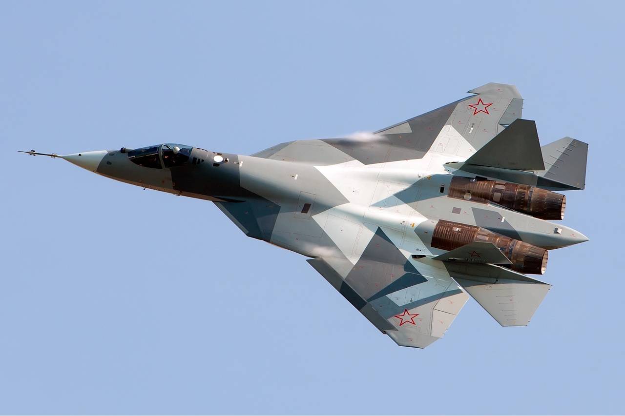 (فيديو) ...تعرف على الخصائص النكنولوجية للمقاتلة الروسية الخارقة PAK FA Sukhoi T-50