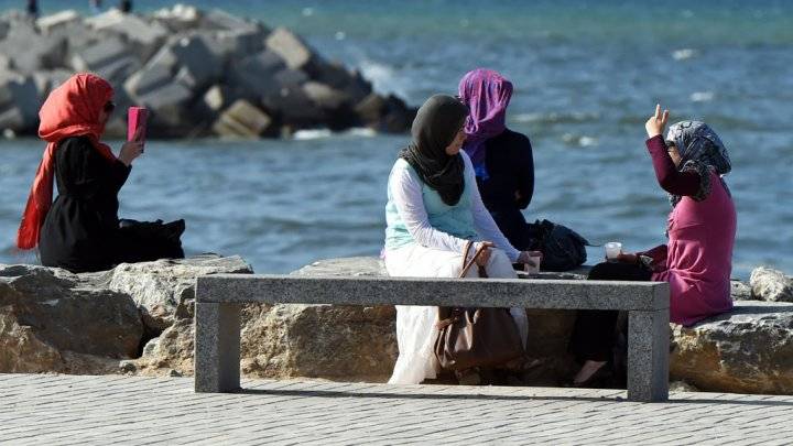 الجزائر: مجلس الأمة يشدد العقوبة على من يمارس العنف ضد المرأة