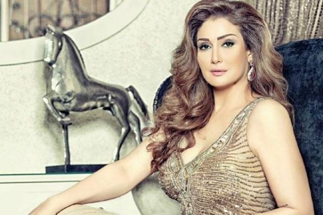 غادة عبدالرازق تتعرض لموقف محرج في مطار بيروت!