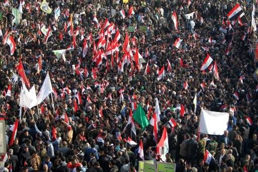 الاف من مقاتلي الحشد الشعبي يحتجون على تواجد قوات تركية على اراضي العراق