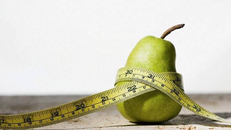 ما العلاقة بين الإجاص والرشاقة ؟