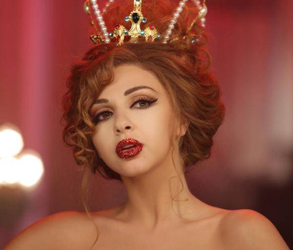 ميريام فارس تشعل الانترنت بصورها