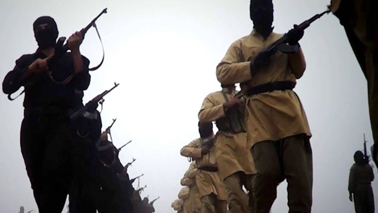 رويترز: هكذا ساهم ضباط صدام حسين في صعود “الدولة الإسلامية”؟