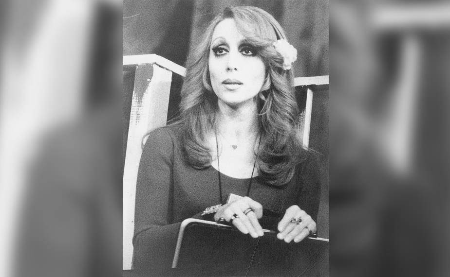بالصور: ضجة بعد وصف فيروز بعاشقة مال وويسكي متآمرة مع الأسد