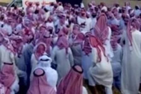 قصة مروعة-  كيف فقد سعودي زوجاته الثلاث في وقت واحد!