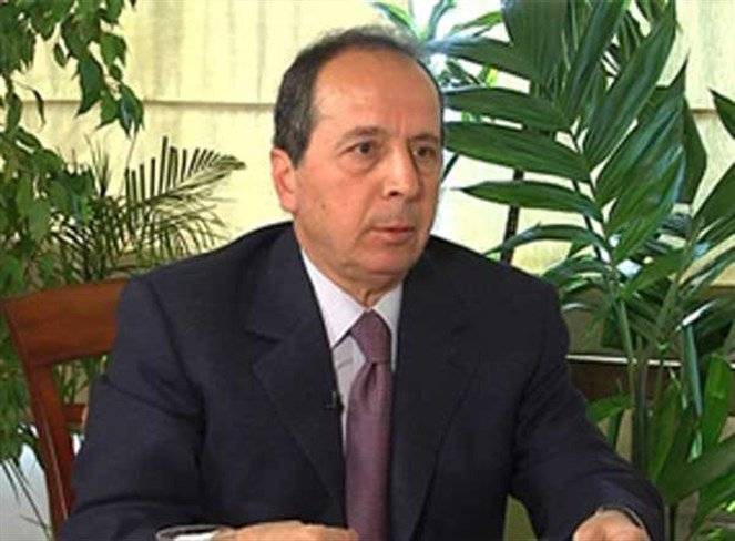 جميل السيّد يدرس قانونياً إمكانية الإدعاء على سعد الحريري