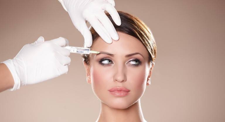 هؤلاء الفنانون العرب متهمون بإجراء عمليات تجميل.. تعرف عليهم بالصور