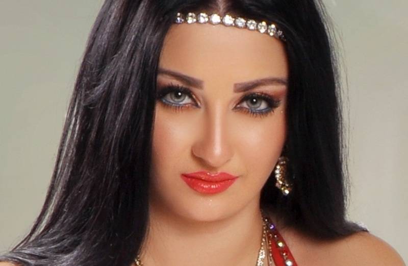 صور الراقصة صافيناز بملابس النوم