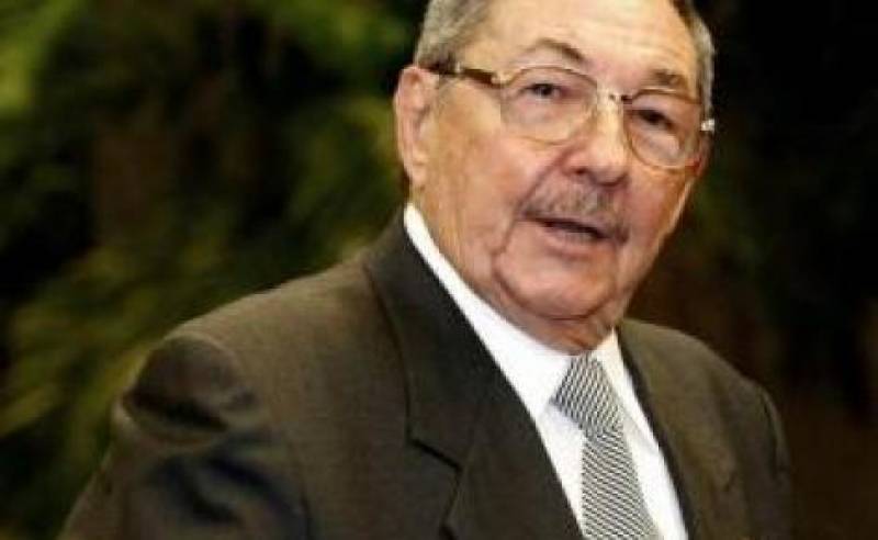 الرئيس الكوبي راوول كاسترو يزور باريس في شباط