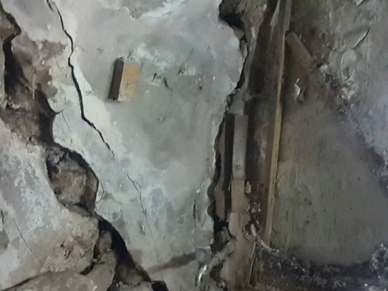 بالصور.. العناية الالهية حالت دون وقوع كارثة في صيدا