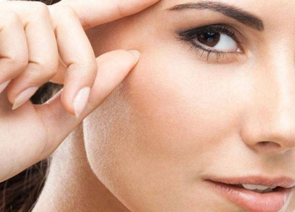 اخفِ عيوب وجهك عبر هذه الطرق