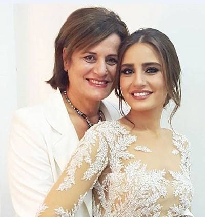 والدة إيميه صياح تفوقها جمالاً